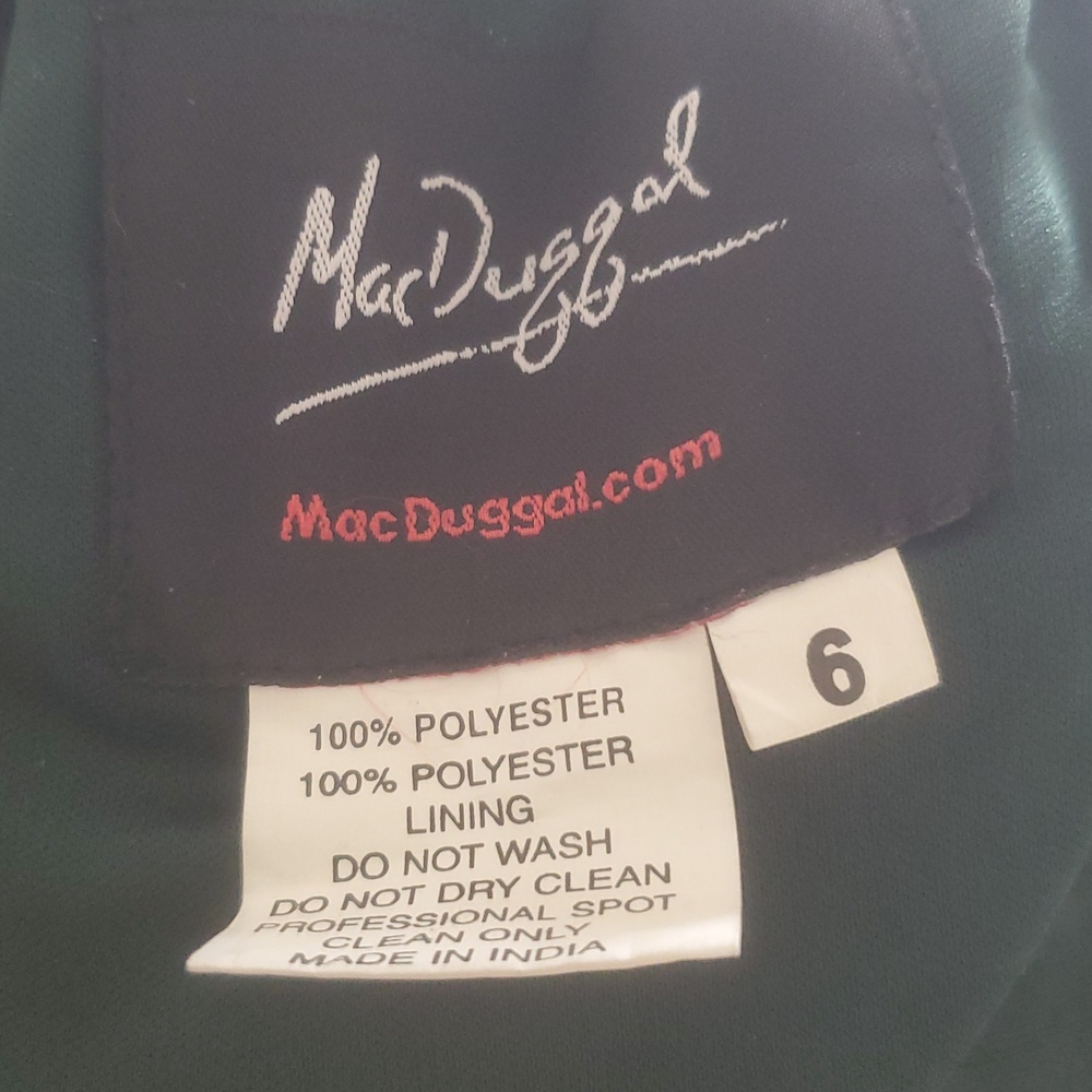 NWOT MACDUGGAL CAP SLEEVE SEQUINED HIGH SLIT GOWN - Picture 11 of 12